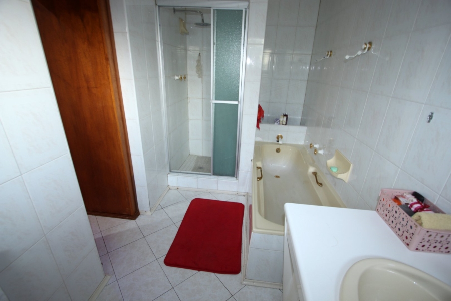 4 Bedroom Property for Sale in Riebeeckstad Free State